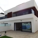 https://production-kyero-property-images.s3.amazonaws.com/19641/19641901/383696932_original.jpg?checksum=07bb1ddedbe487cc54e6442fba96cc3f3444686b