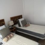 https://production-kyero-property-images.s3.amazonaws.com/19641/19641901/383696935_original.jpg?checksum=7ca6e3b94b3e8b6aedef2a423efc086331242e1b