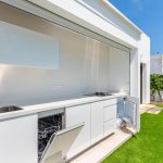 https://production-kyero-property-images.s3.amazonaws.com/19641/19641904/383696995_original.jpg?checksum=0dd4f76b60e430eb6900bda0c4b3c3bf27fbe85c