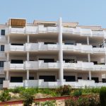 https://production-kyero-property-images.s3.amazonaws.com/19641/19641944/383698242_original.jpg?checksum=9c84112909e9a05a6882bf58fcdb50b0a71fbc4e