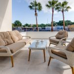 https://production-kyero-property-images.s3.amazonaws.com/19641/19641948/383698399_original.jpg?checksum=4c4030ccb36a127204f85c8592b373c38d56acb1