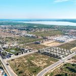 https://production-kyero-property-images.s3.amazonaws.com/19641/19641949/383698436_original.jpg?checksum=e5740f205c80ac3e869dd2d57cceb2b0e00bdf4e