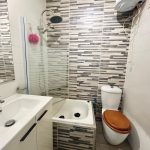 https://production-kyero-property-images.s3.amazonaws.com/19467/19467981/384423577_original.jpg?checksum=09da314449d30a1a4cfff00273dedac6f04ec204