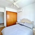 https://production-kyero-property-images.s3.amazonaws.com/19702/19702981/385335046_original.jpg?checksum=b3f106e3af740c9e850793c3d41c3c8bbac31e47