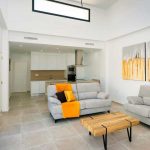 https://production-kyero-property-images.s3.amazonaws.com/19710/19710768/385572557_original.jpg?checksum=538daf6ee6c4ca976000f84a6ba9187f8fc9edf3
