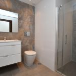 https://production-kyero-property-images.s3.amazonaws.com/19734/19734649/386277258_original.jpg?checksum=37798b5e670737e3ee0a3362e6d178764063cfec