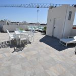 https://production-kyero-property-images.s3.amazonaws.com/19734/19734649/386277259_original.jpg?checksum=6db143c9cde52ca4a09728654fce97d85078b4d6
