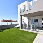 https://production-kyero-property-images.s3.amazonaws.com/19734/19734650/386277273_original.jpg?checksum=92c13c3bbe295e6dd77573bf3e1d0df830c47cc1