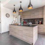 https://respacio-92aeb16a47056cced761e868d944d65d.s3.eu-west-3.amazonaws.com/property_attachment/detail_image/property_image_1dgzazj5gi_20240902011635.jpg