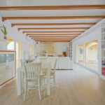 https://respacio-92aeb16a47056cced761e868d944d65d.s3.eu-west-3.amazonaws.com/property_attachment/detail_image/property_image_1wiz2l78os_20250503042810.jpg