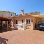 https://respacio-92aeb16a47056cced761e868d944d65d.s3.eu-west-3.amazonaws.com/property_attachment/detail_image/property_image_1x7uq78qff_20240704064813.jpg