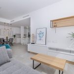 https://cdn.proppy.app/propertyphotos/2990/9f153641-d200-4581-87d6-15a0dd5c41c5/89143/c0c60105-0971-4e6a-9a6f-82b94e713154.jpg