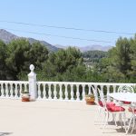 https://www.thepropertyteam.es/sites/001/images/11797-villa-for-sale-in-parcent/11797-villa-for-sale-in-parcent-248497-large.jpg
