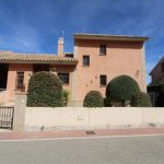 https://s3.amazonaws.com/clients.opgroup.listingphotos/12636_front_line_golf_detached_villa_with_pool_020925165849_front_main.jpg