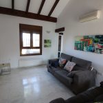 https://s3.amazonaws.com/clients.opgroup.listingphotos/12636_front_line_golf_detached_villa_with_pool_030925120330_lounge.jpg