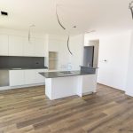 https://cdn.proppy.app/propertyphotos/2990/9f153641-d200-4581-87d6-15a0dd5c41c5/89016/8f5b8cd2-7465-4a14-bed2-c7c1327a0d0e.jpg