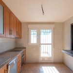 https://cdn.proppy.app/propertyphotos/2990/9f153641-d200-4581-87d6-15a0dd5c41c5/158976/8281384d-8c8c-40b5-9cbe-86a863a0eab8.jpg