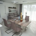 https://cdn.proppy.app/propertyphotos/2990/9f153641-d200-4581-87d6-15a0dd5c41c5/89097/c6d9eb84-c586-4769-87d4-5f0a73bcd142.jpg