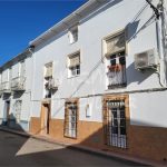 http://www.inlandandalucia.com/images/photos/properties/TH6215/TH6215_1.jpg