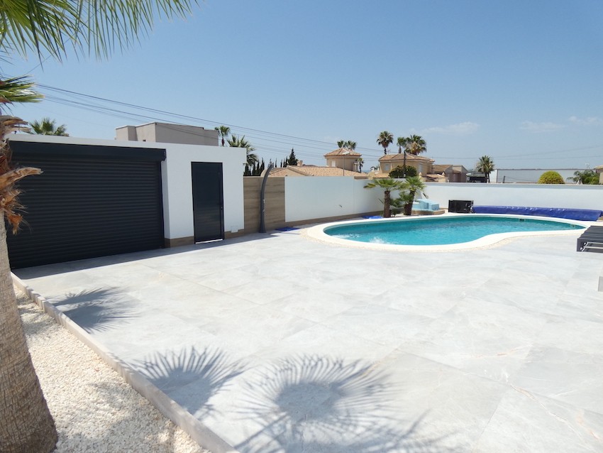 https://completespanishproperty.com/media/images/properties/o_1iue6t4gd1l9i1k4r19lvtvfd963f.JPG