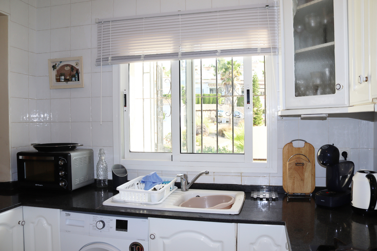 https://www.thepropertyteam.es/sites/001/images/12062-villa-for-sale-in-murla/12062-villa-for-sale-in-murla-261144-large.jpg