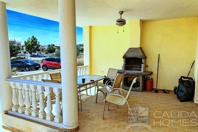 https://www.calidahomespropconsult.com/images/propertyImages/casa-labores-resale-villa-for-sale-in-albox/casa-labores-resale-villa-for-sale-in-albox-9227442563.jpg