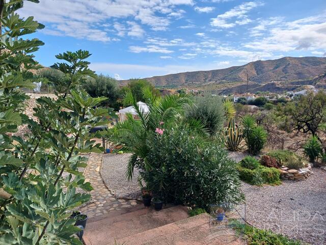 https://www.calidahomespropconsult.com/images/propertyImages/cortijo-tranquila-village-or-town-house-for-sale-in-arboleas/cortijo-tranquila-village-or-town-house-for-sale-in-arboleas-3913257191.jpg