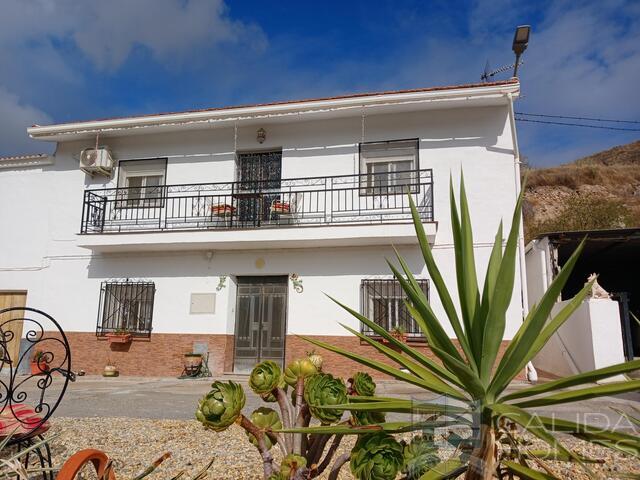 https://www.calidahomespropconsult.com/images/propertyImages/cortijo-tranquila-village-or-town-house-for-sale-in-arboleas/cortijo-tranquila-village-or-town-house-for-sale-in-arboleas-7760155951.jpg