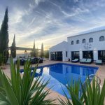 https://assetsrv.advanceagent.co.uk/843/039e/63171181/5_bedroom_villa_for_sale_in_El_Valle_Golf__murcia___5__xlarge.JPG