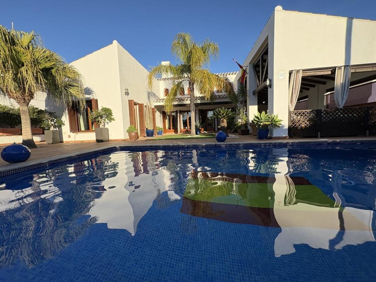 https://assetsrv.advanceagent.co.uk/1029/039e/a5faf8b3/Villa_for_sale_in_el_Valle_Golf_Murcia__24__xlarge.jpg