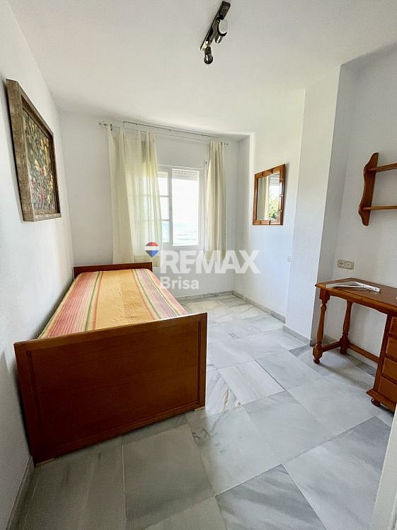 https://cdn.remaxbrisa.es/images/?tk=sJgyEd26ymy.0y.8uxKrr-362edd-2-7.jpg