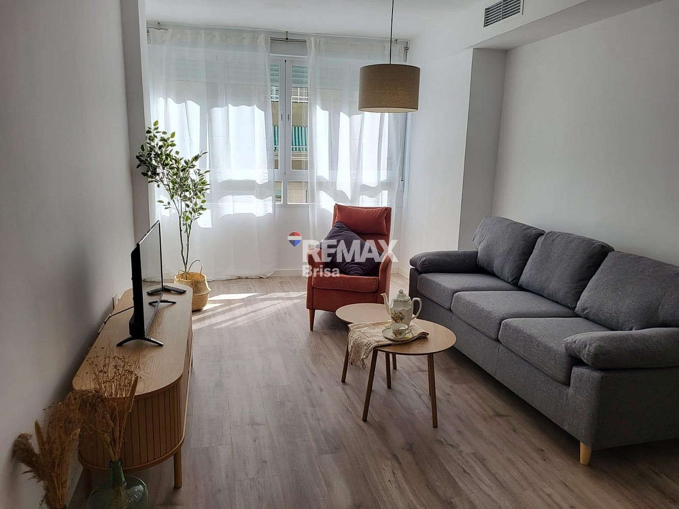 https://cdn.remaxbrisa.es/images/?tk=sJgyEd26ymy.0y.8uxKuN-c9acbc-6-1.jpg