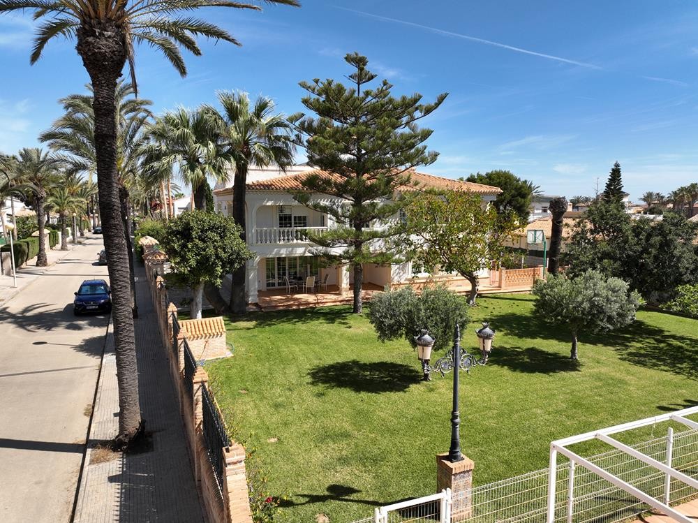 https://sunvillasmurcia.com/media/images/properties/d69c291bc9cf3269c291bc9cf34.JPG