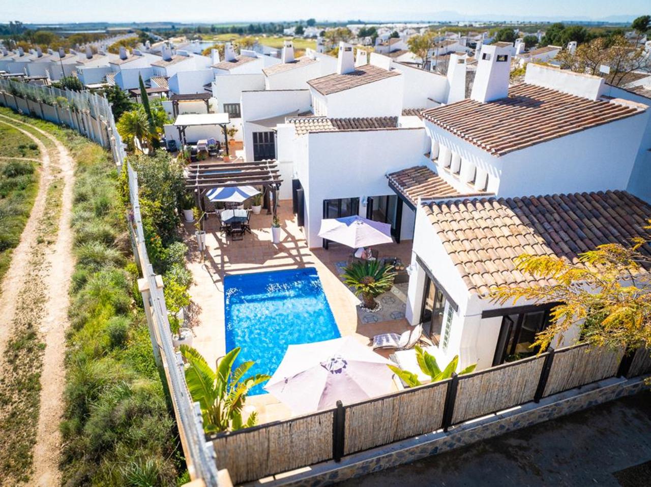 https://assetsrv.advanceagent.co.uk/1029/039e/f0cf4201/villa_for_sale_el_valle_golf_murcia__11___Copy__xlarge.png
