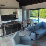 https://www.platinumpropertyspain.com/sites/001/images/31059-villa-for-sale-in-peraleja-golf-resort/31059-villa-for-sale-in-peraleja-golf-resort-25258389-large.jpg