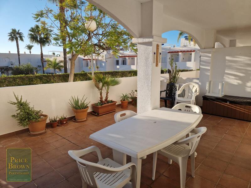 https://www.pricebrown.com/images/propertyImages/a1553-apartment-for-sale-in-mojacar/a1553-apartment-for-sale-in-mojacar-84923524.jpg
