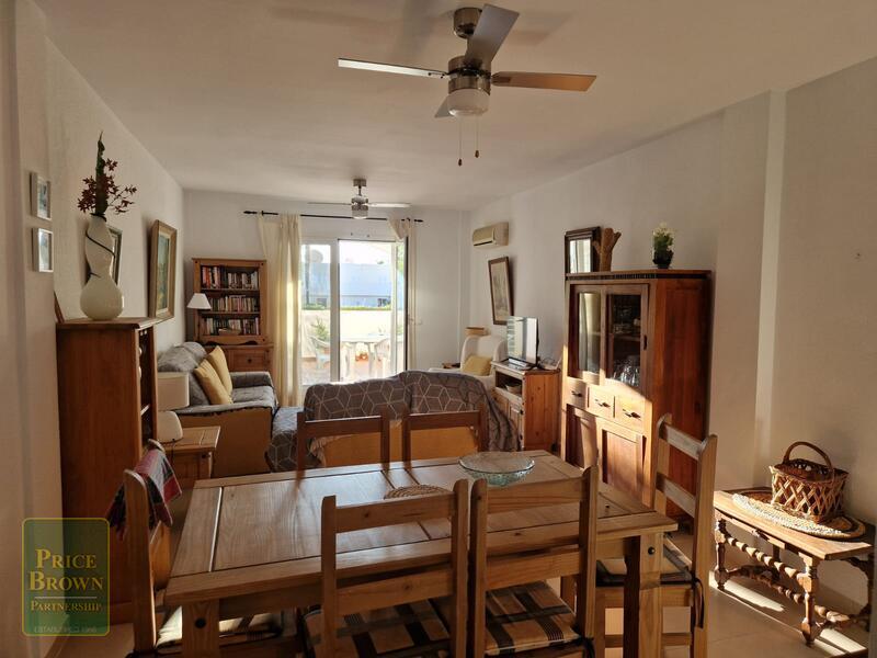 https://www.pricebrown.com/images/propertyImages/a1553-apartment-for-sale-in-mojacar/a1553-apartment-for-sale-in-mojacar-58003694.jpg