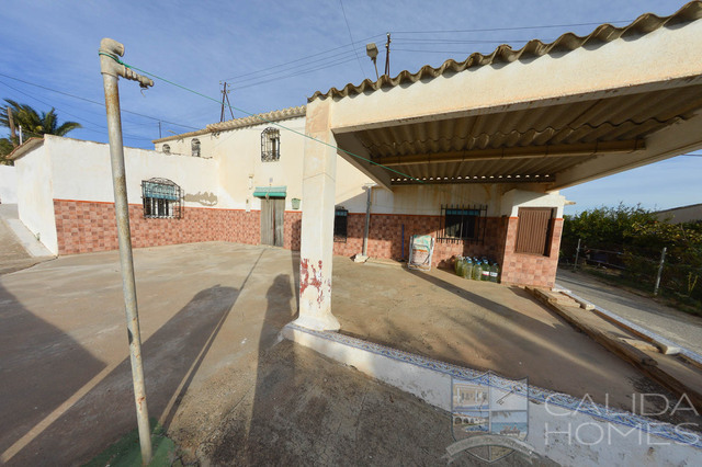 https://www.calidahomespropconsult.com/images/propertyImages/casa-palaces--semi-detached-property-for-sale-in-zurgena/casa-palaces--semi-detached-property-for-sale-in-zurgena-6503513865.jpg