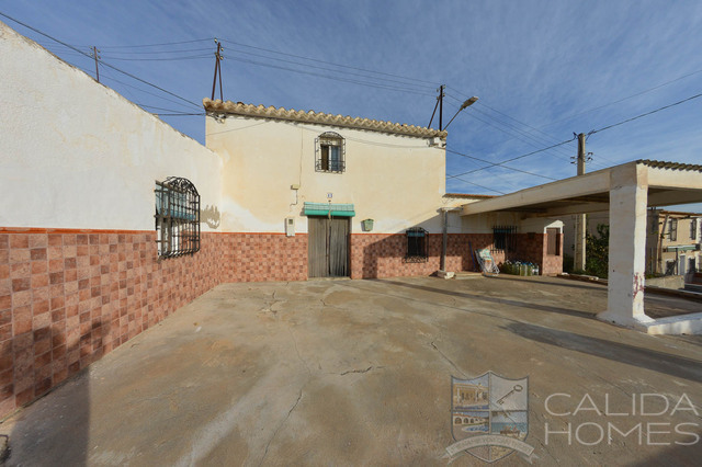 https://www.calidahomespropconsult.com/images/propertyImages/casa-palaces--semi-detached-property-for-sale-in-zurgena/casa-palaces--semi-detached-property-for-sale-in-zurgena-7508143601.jpg
