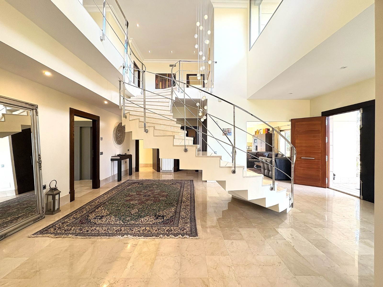 https://sunvillasmurcia.com/media/images/properties/d69d638e48b55869d638e48b55c.jpg