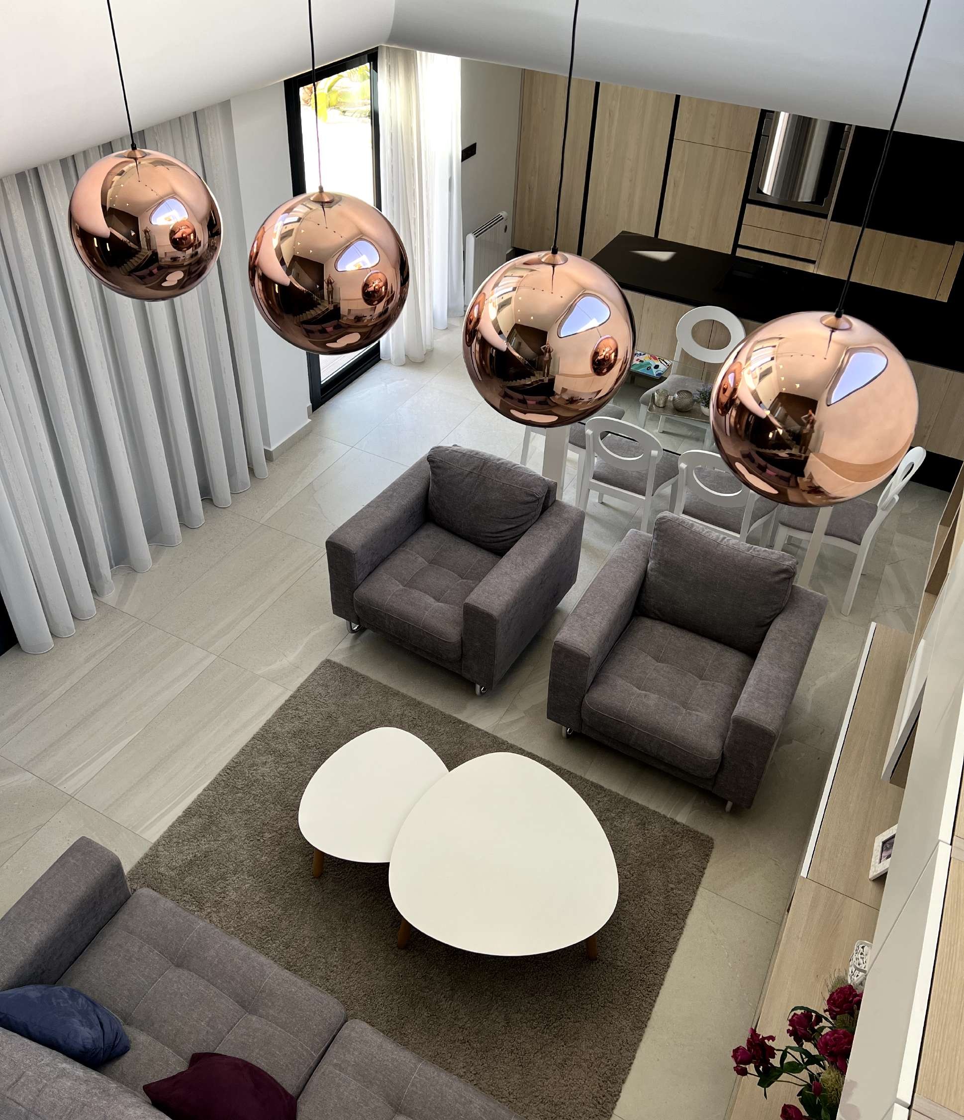 https://medianewbuild.com/file/hh-media-bucket/developments_v2/35540088/media/images/commonareas/3.jpg