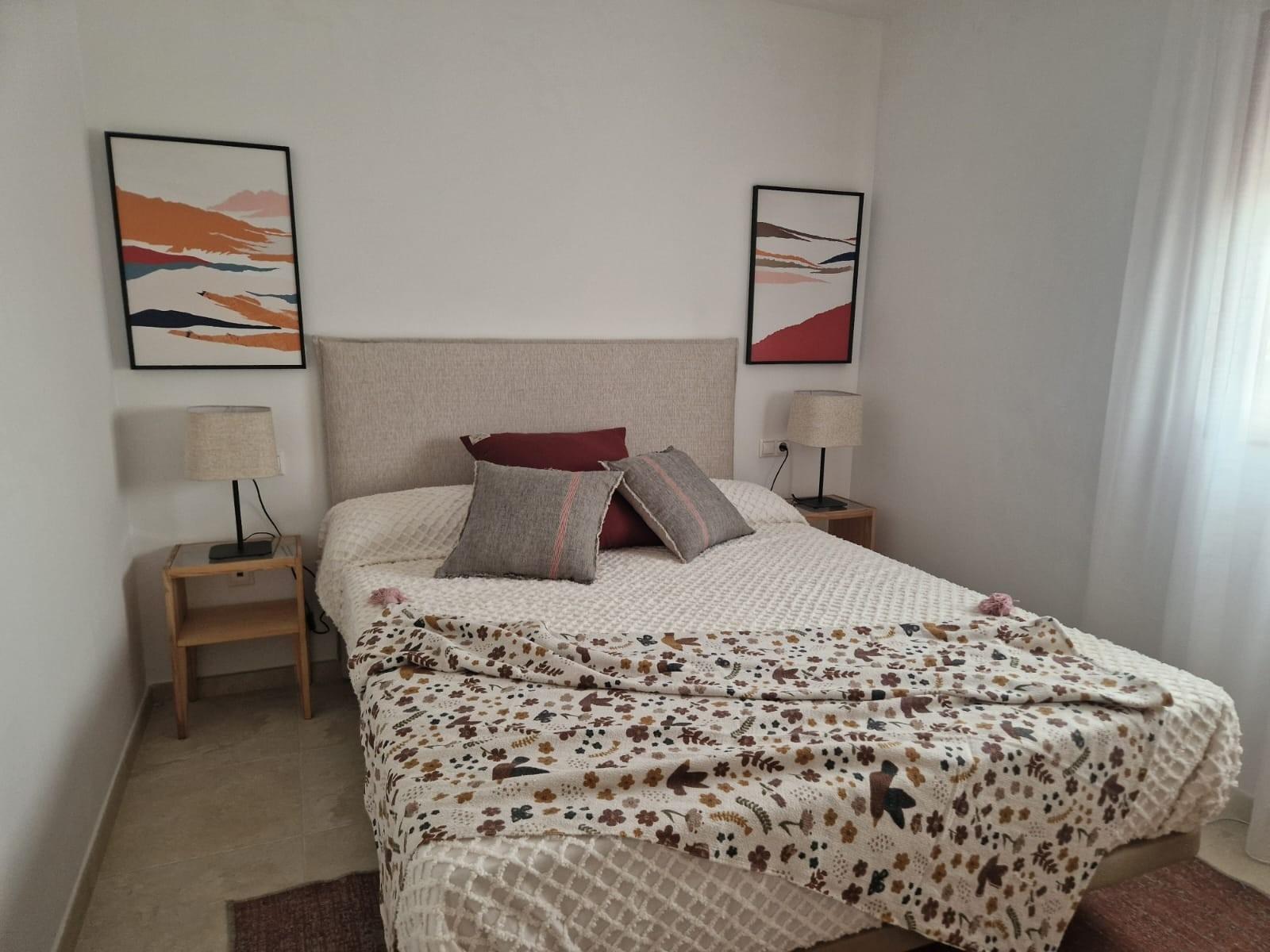 https://fotos15.apinmo.com/7515/27295423/12-8.jpg