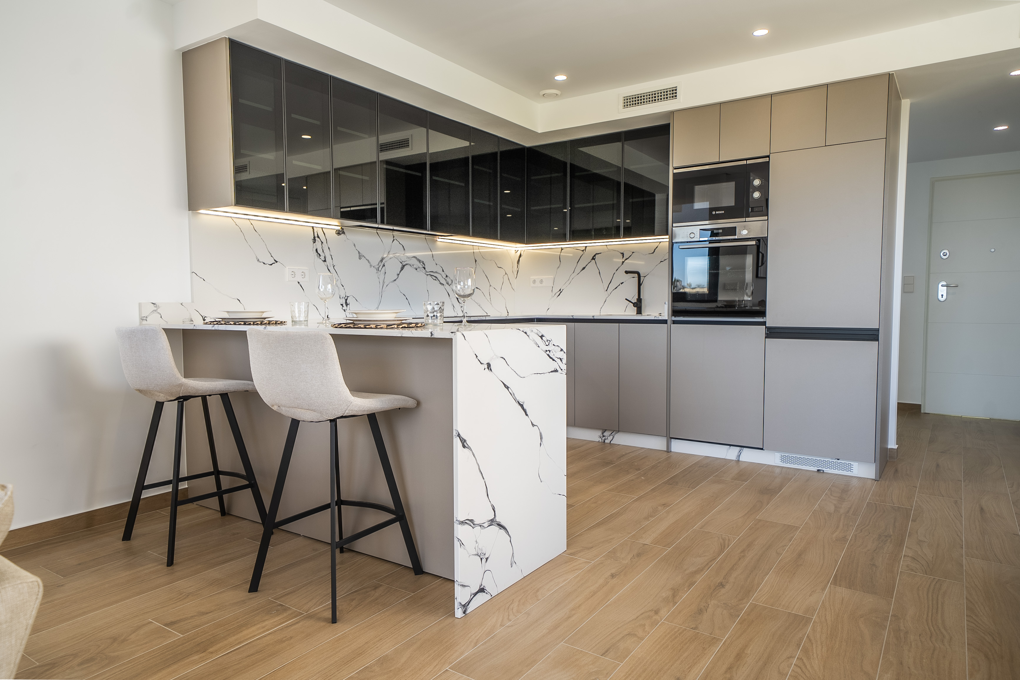 https://medianewbuild.com/file/hh-media-bucket/developments_v2/31740731/media/images/indoor/10.jpg