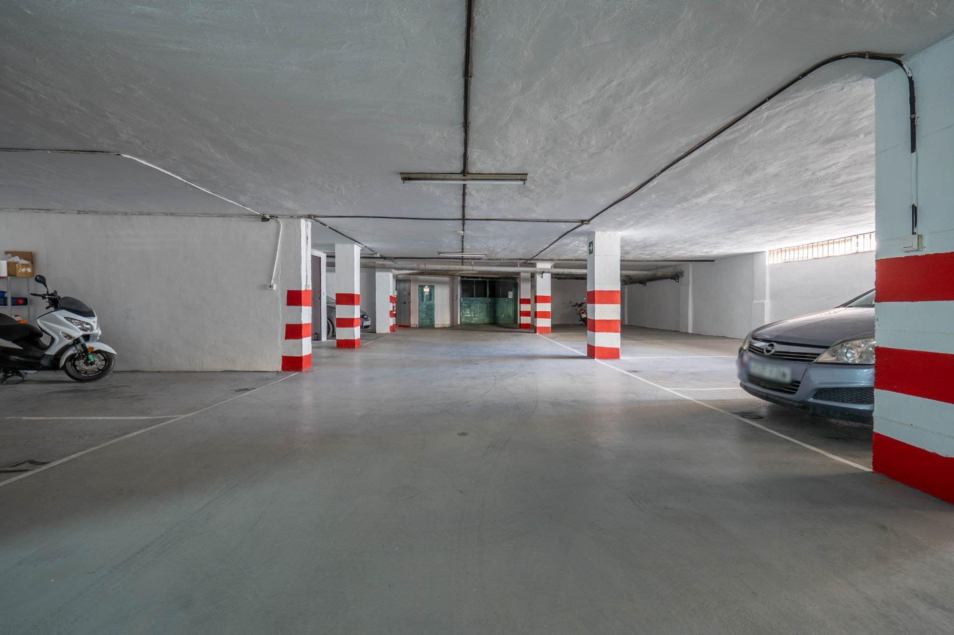 https://fotos15.apinmo.com/5292/28917516/2-7.jpg