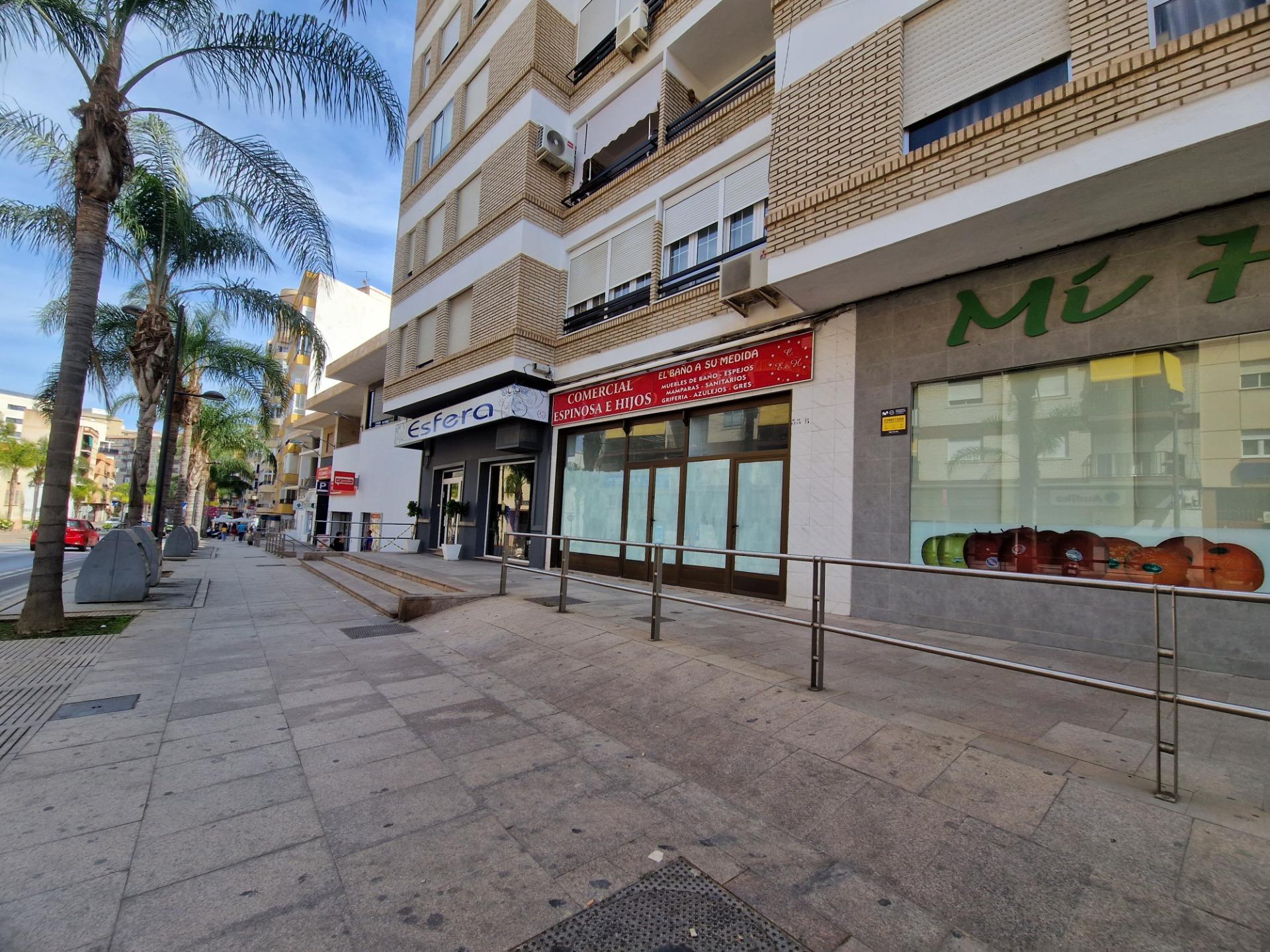 https://fotos15.apinmo.com/5292/28993164/21-2.jpg