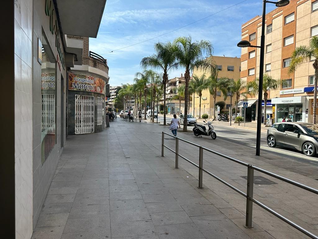 https://fotos15.apinmo.com/5292/28993164/21-4.jpg