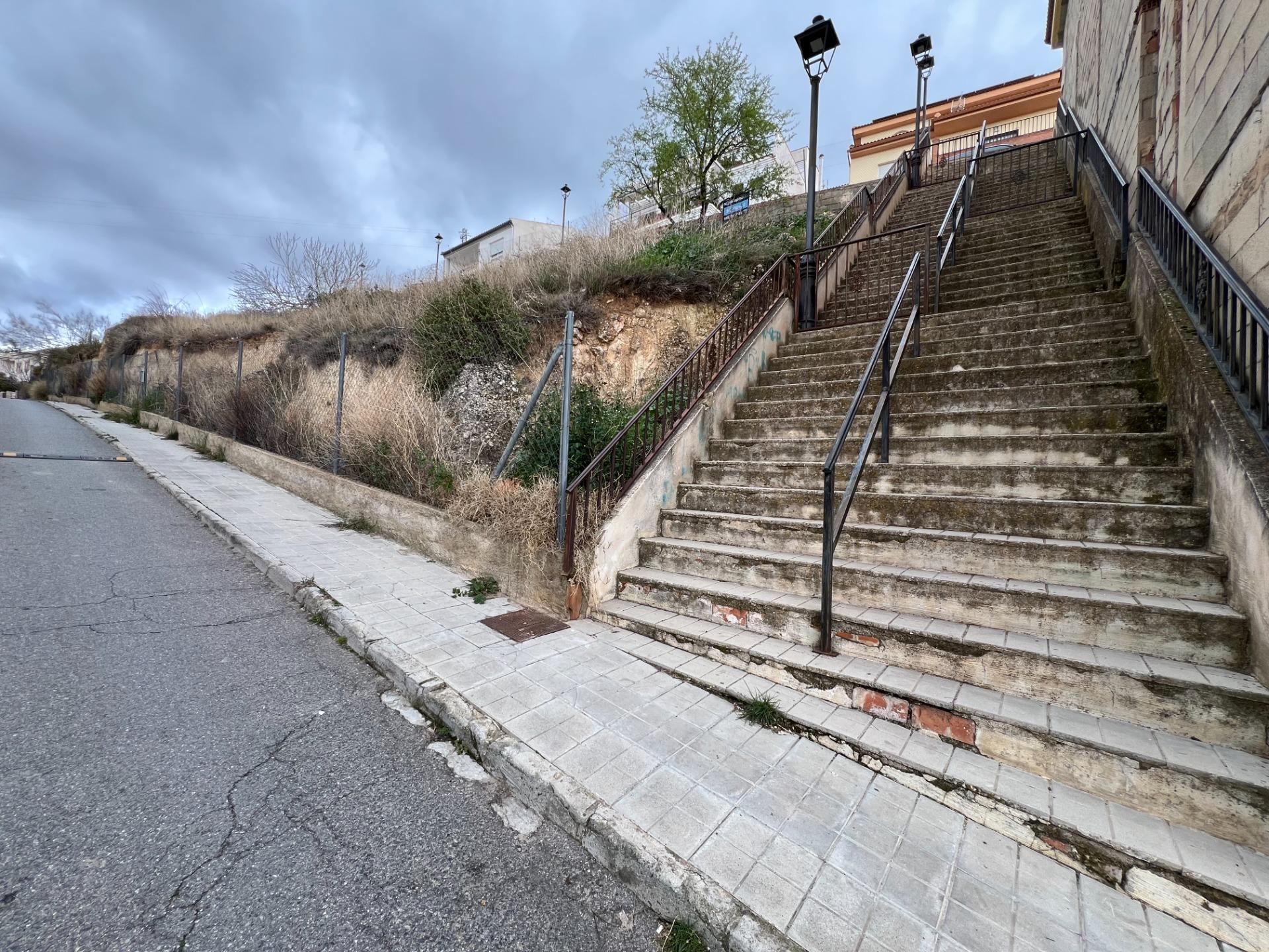 https://fotos15.apinmo.com/5292/29201139/3-5.jpg