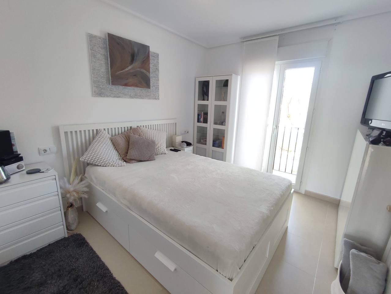 https://www.platinumpropertyspain.com/sites/001/images/31147-apartment-for-sale-in-hacienda-riquelme-golf-resort/31147-apartment-for-sale-in-hacienda-riquelme-golf-resort-25393632-large.jpg