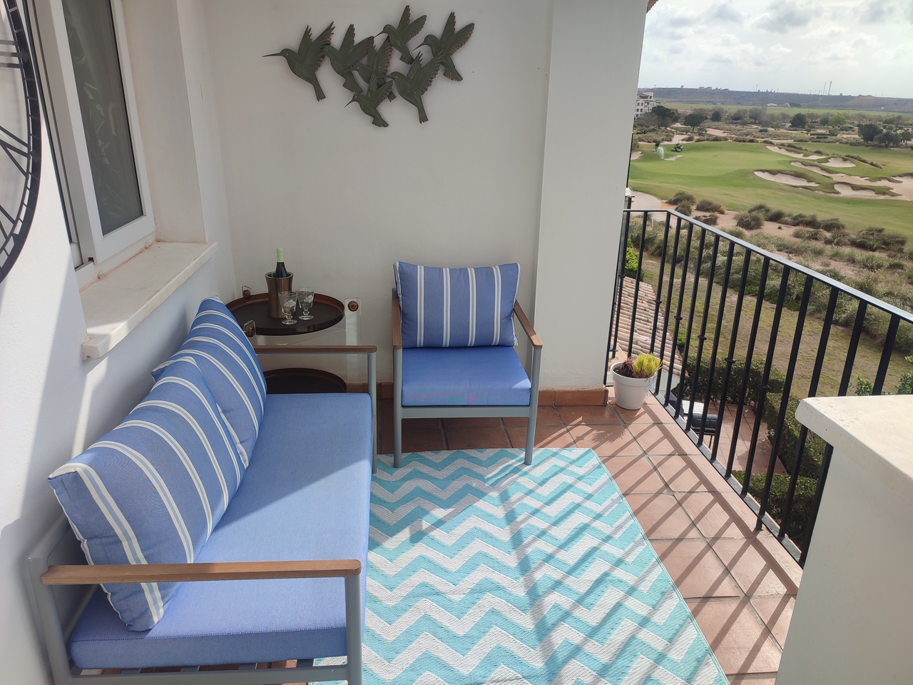 https://www.platinumpropertyspain.com/sites/001/images/31157-apartment-for-sale-in-hacienda-riquelme-golf-resort/31157-apartment-for-sale-in-hacienda-riquelme-golf-resort-25453716-large.jpg