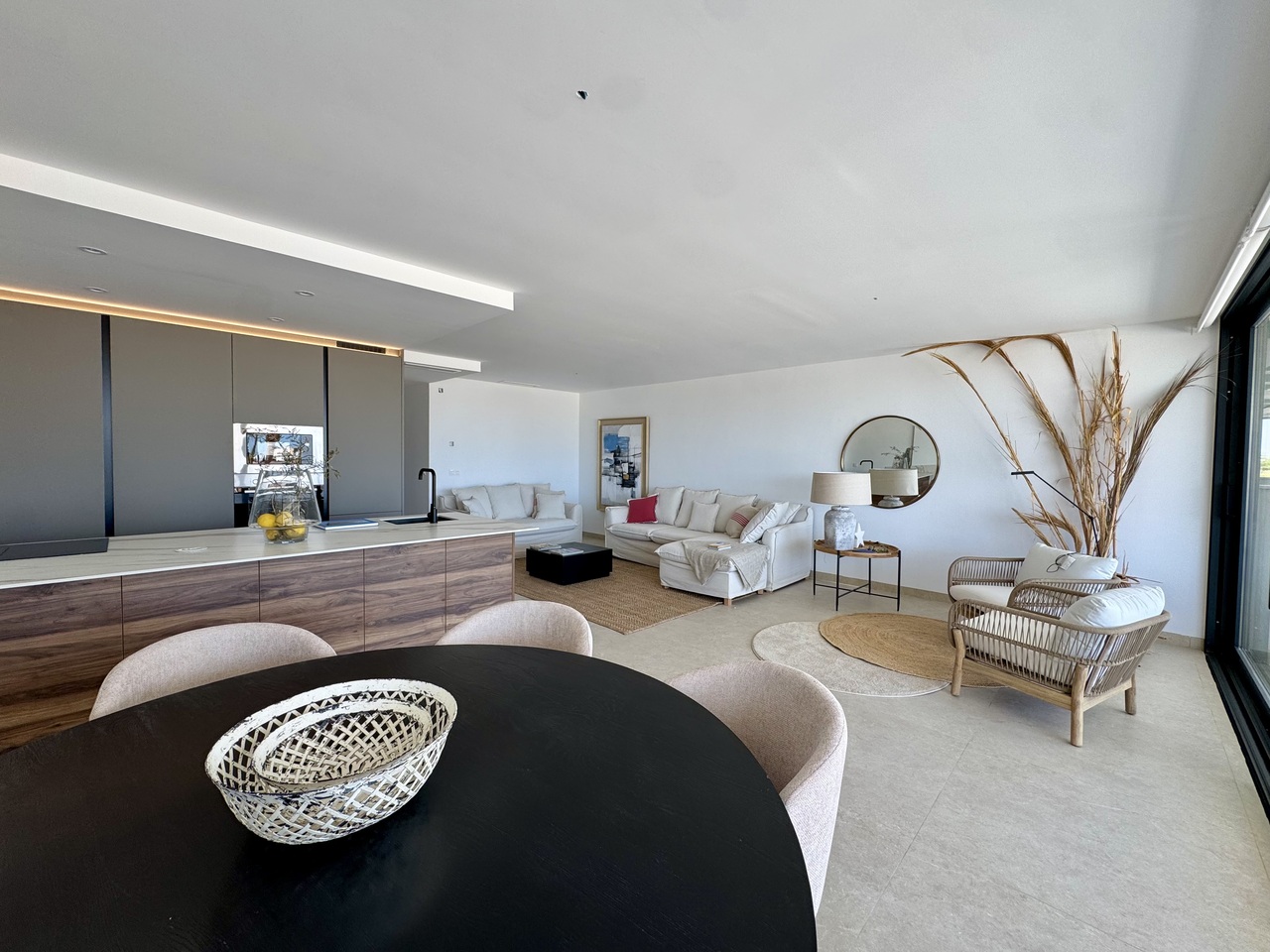 https://www.justmurciaproperty.com/sites/001/images/3823-penthouse-for-sale-in-mar-de-cristal/3823-penthouse-for-sale-in-mar-de-cristal-1799542-large.jpg